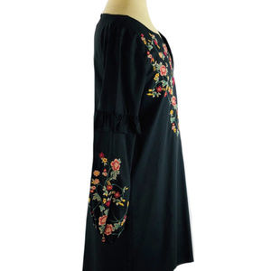BRAVE Dresses - BRAVE Long Sleeve Blk Dress w Embroidered Flowers BRAVE Dresses - BRAVE Long Sleeve Blk Dress w Embroidered Flowers